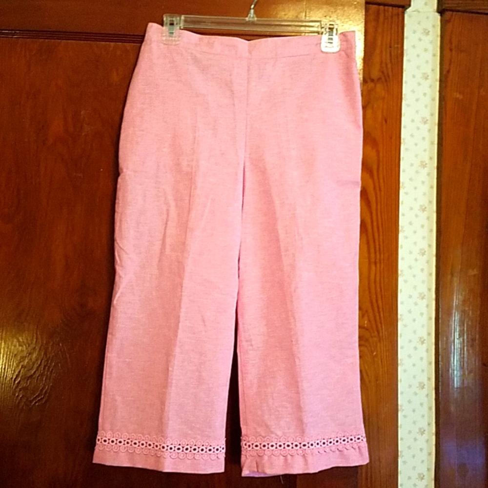 🆕️🎈🌻 Alfred Dunner Classic Fit Capri Size 10P